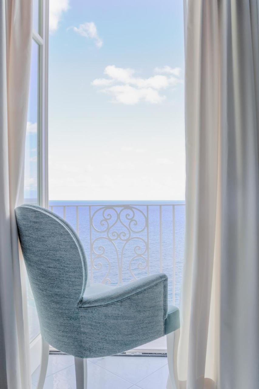 Palazzo Mottola Tropea Hotel Buitenkant foto